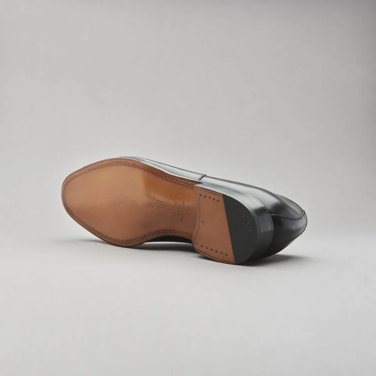 Cap Toe Oxford in Black Box Calf Leather