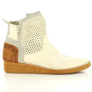 Felmini A044 White Ankle Boots