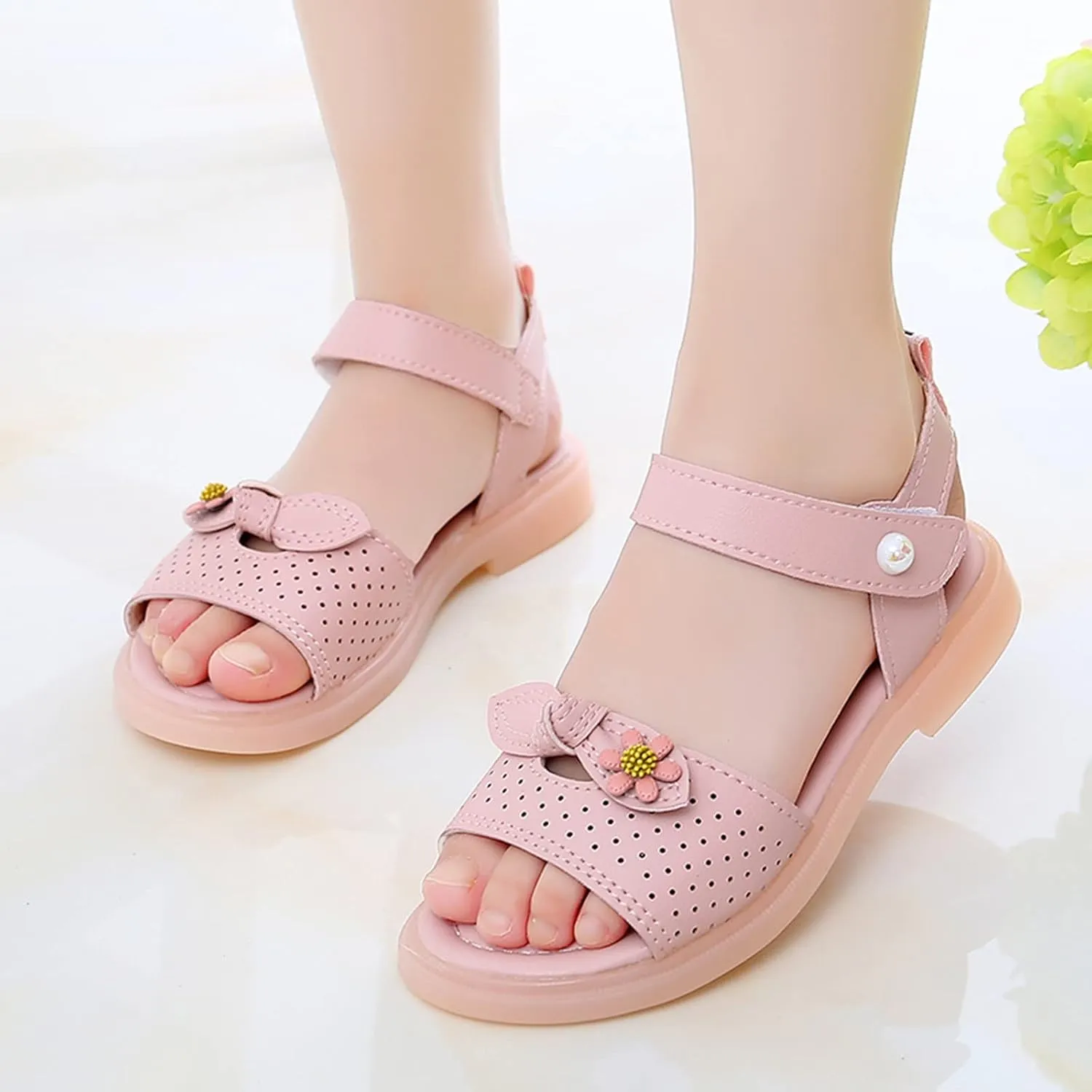 Girls Open Toe Soft Sole Flat Sandals 2025 Comfortable Outdoor Holiday Winter Slippers for Big Girls Kids Footwear