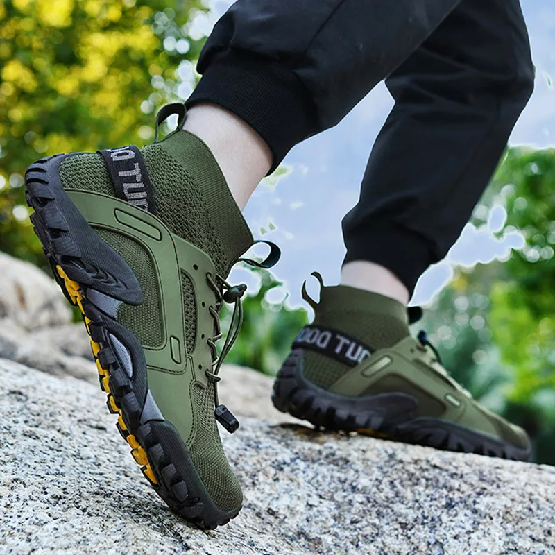 Halkfria Aqua Sneakers för män