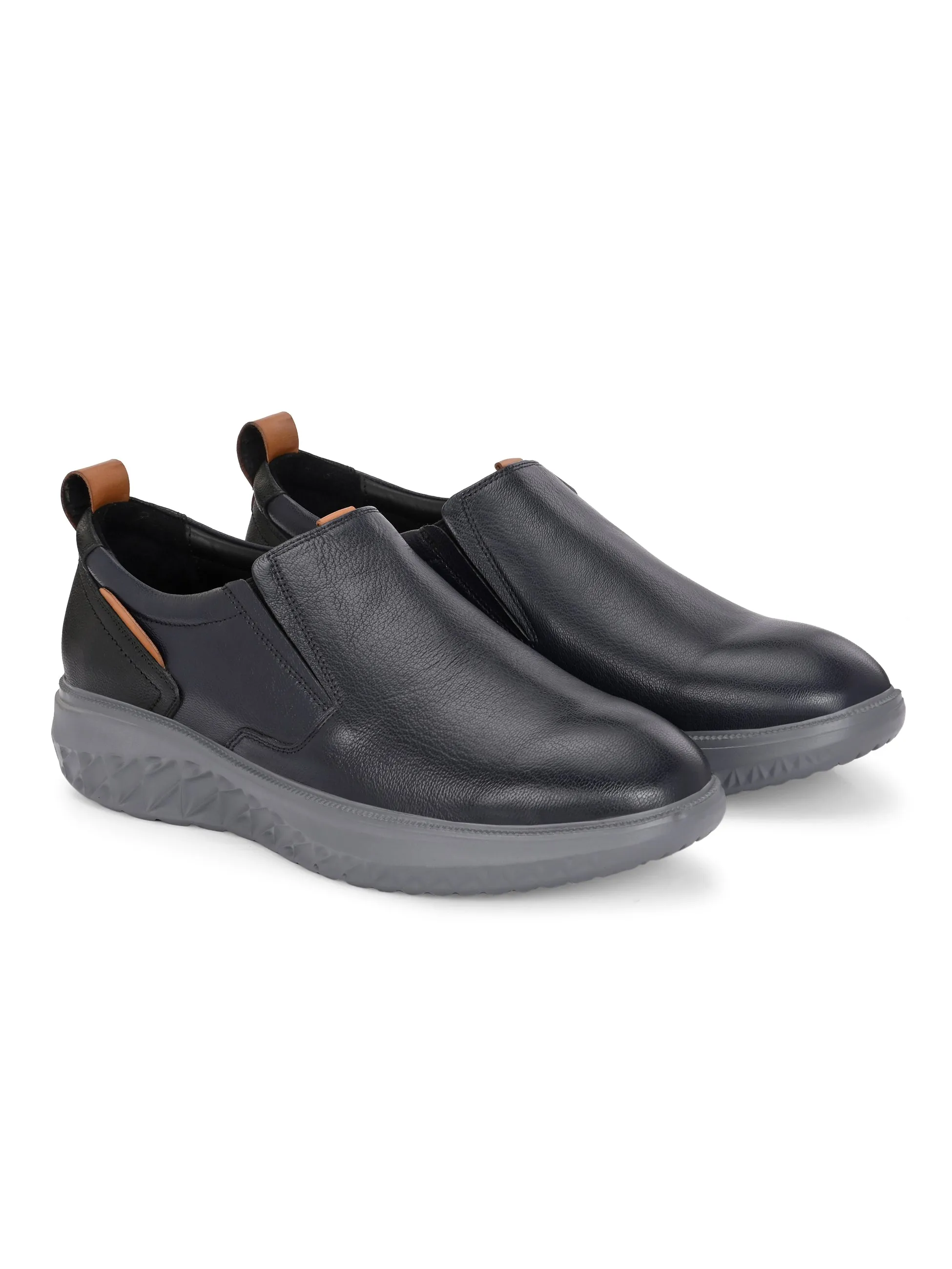 Hitz Men's Black Leather Casual Slip-on Shoes