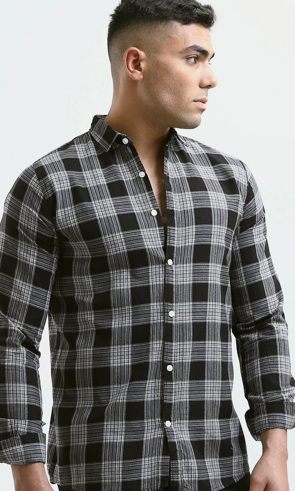 O171277 Black & White Plaids Buttoned Summer Shirt